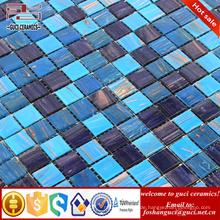 China-Fabrik blaue gemischte Goldlinie heiß - schmelzen Sie Mosaikwandfliesen-Bodenfliese